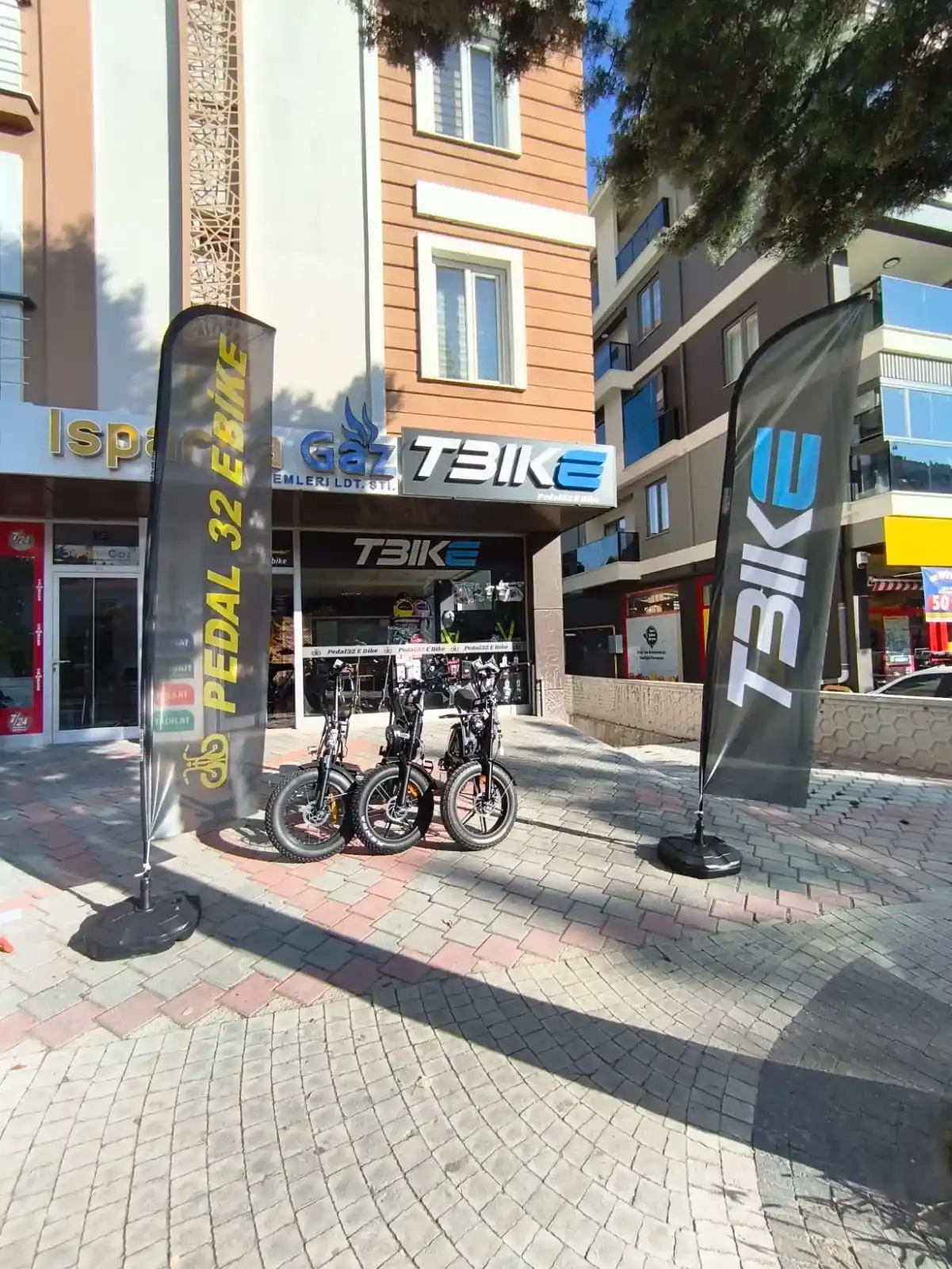 bisikletci-yelken-bayrağı-2